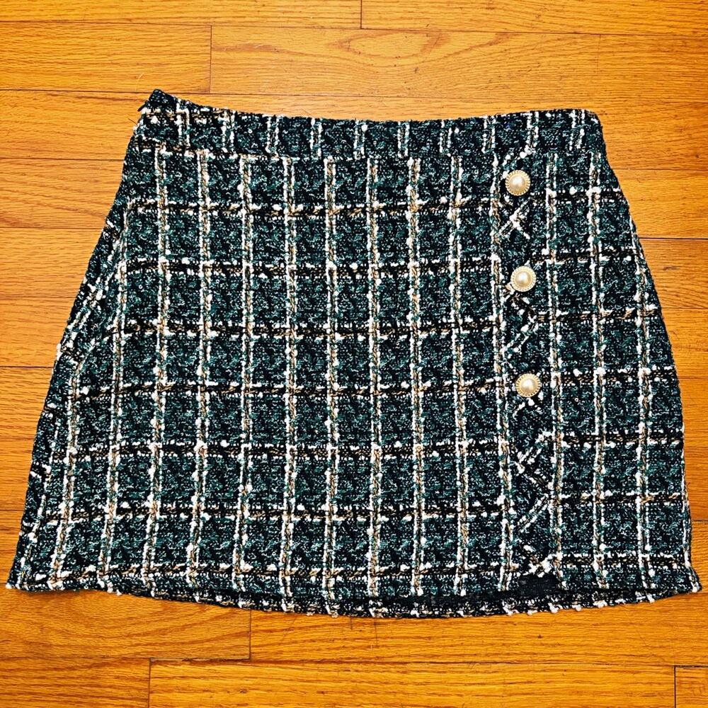 Green Plaid Tweed Mini Skirt Size L Pearl Button Front Preppy Academia